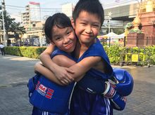 Heyden & Moni 正為「Energy Fight 2017 第2回  Kickboxing慈善搏擊賽」籌款